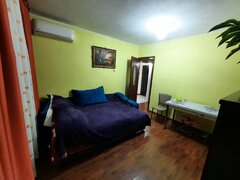 Lacul Tei, stradal, aproape Parcul Circului